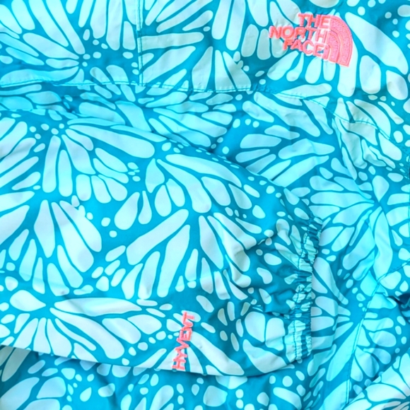 The North Face Dry Vent Lightweight Girls Jacket - Picture 9 of 9